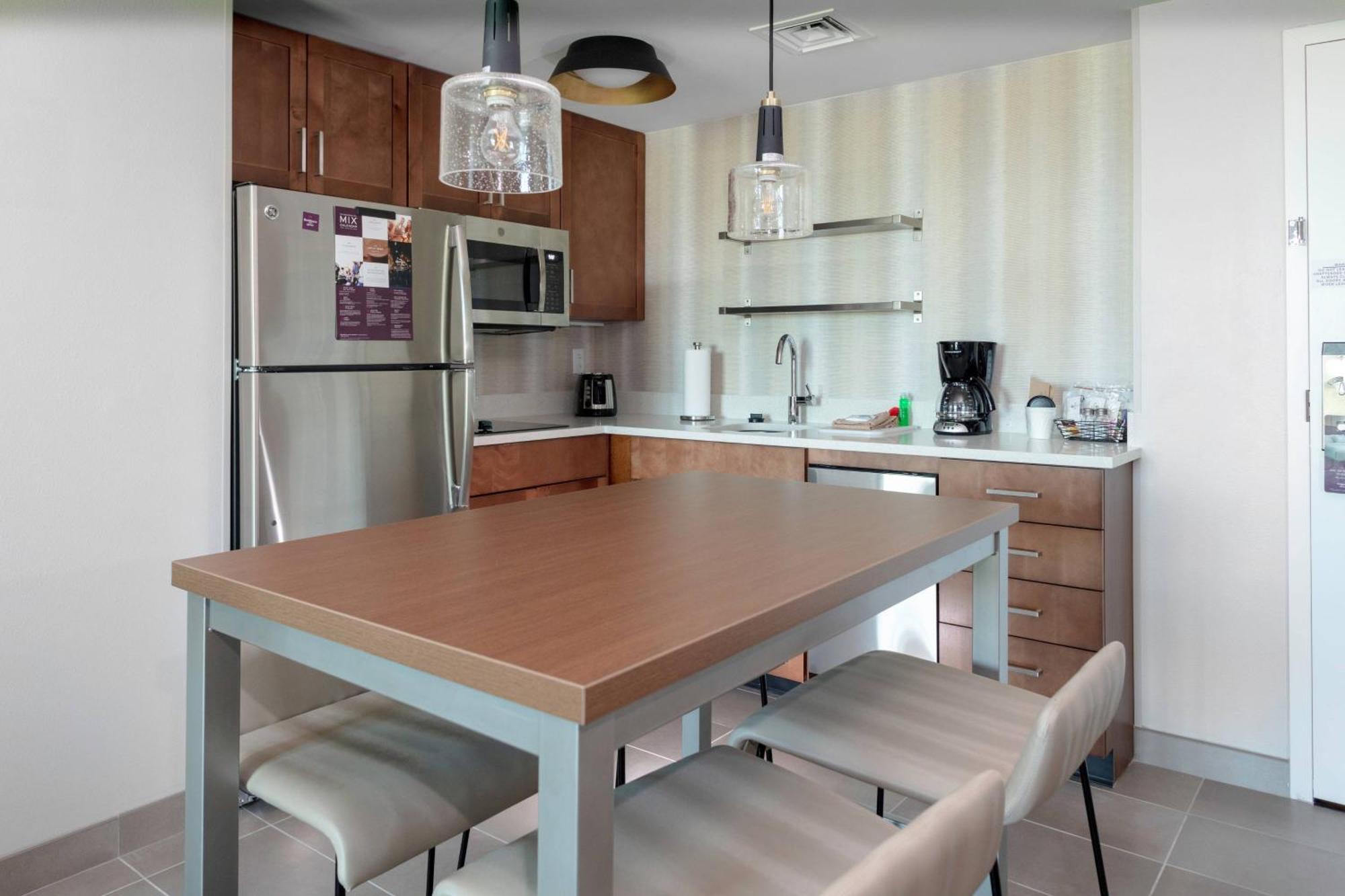 Residence Inn By Marriott Virginia Beach Town Center Bagian luar foto