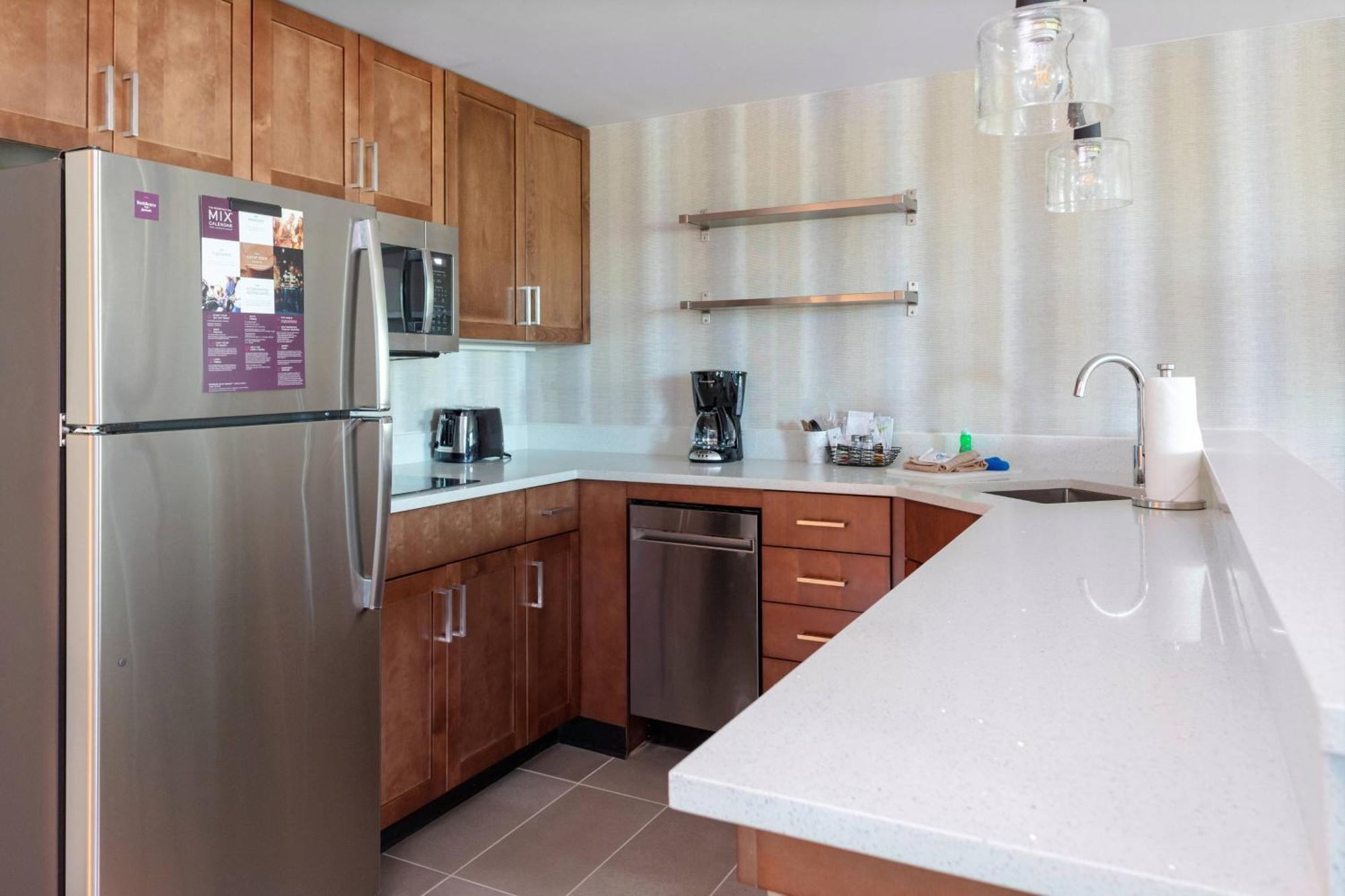 Residence Inn By Marriott Virginia Beach Town Center Bagian luar foto